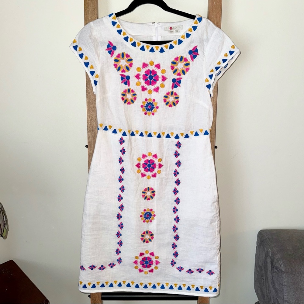 Boden | 100% Linen Shift Dress | Laura Embroidered Floral White